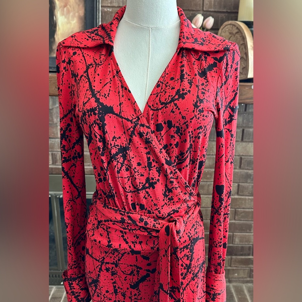 Iconic DVF Splatter Print Silk Jersey Wrap Dress Vintage Collection Reissue 8 - Picture 3 of 7